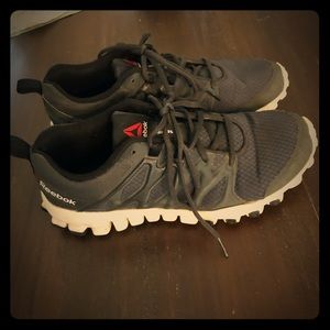 Women’s Reebok size 8